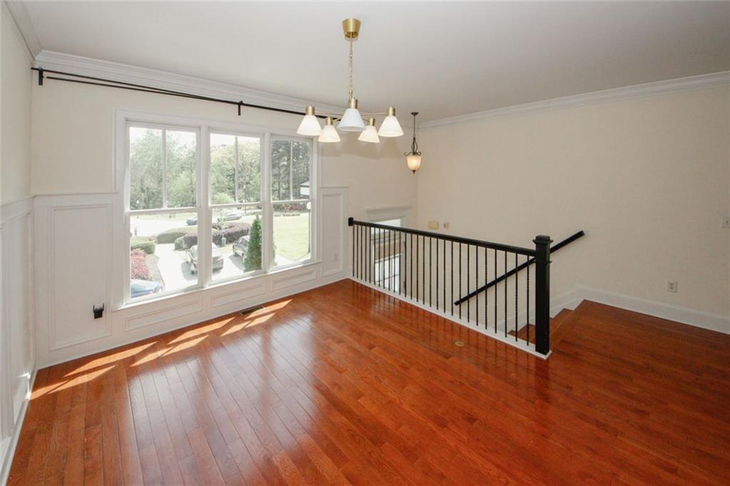 2418 Dresden Parc Circle NE