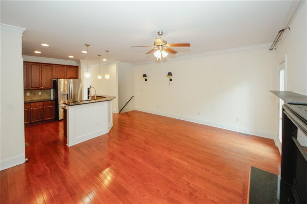2418 Dresden Parc Circle NE