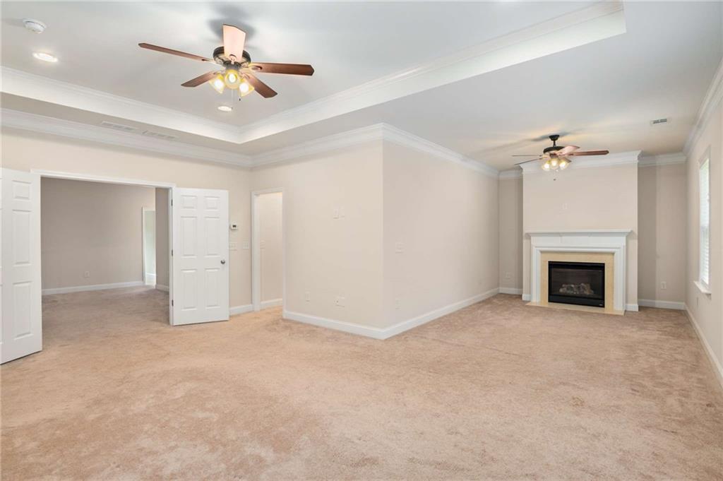 1983 Silver Birch Drive SE