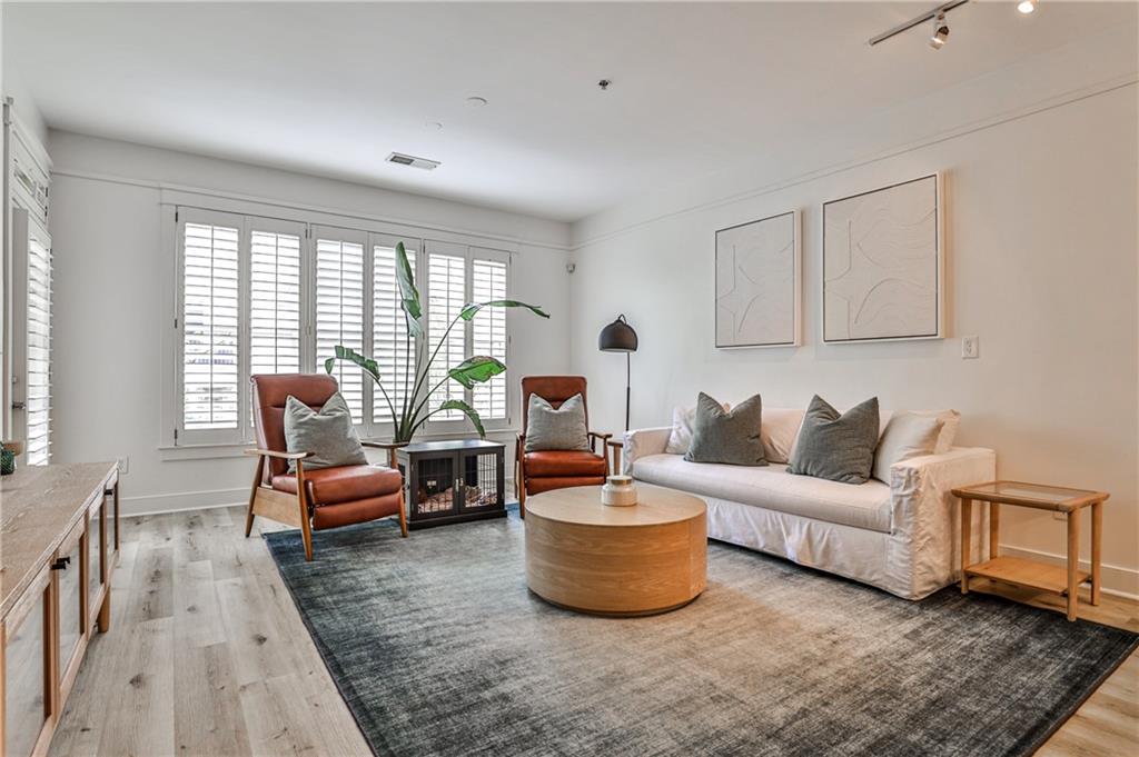 273 12th Street NE Unit 313