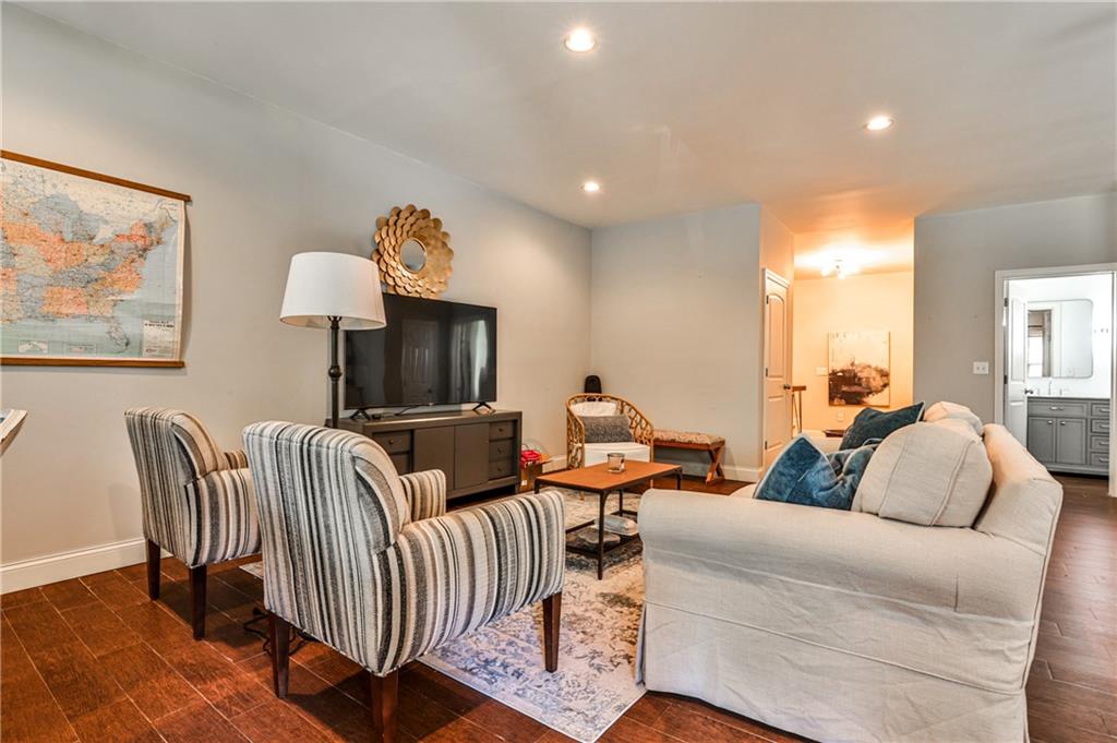 2250 W Village Junction Way SE