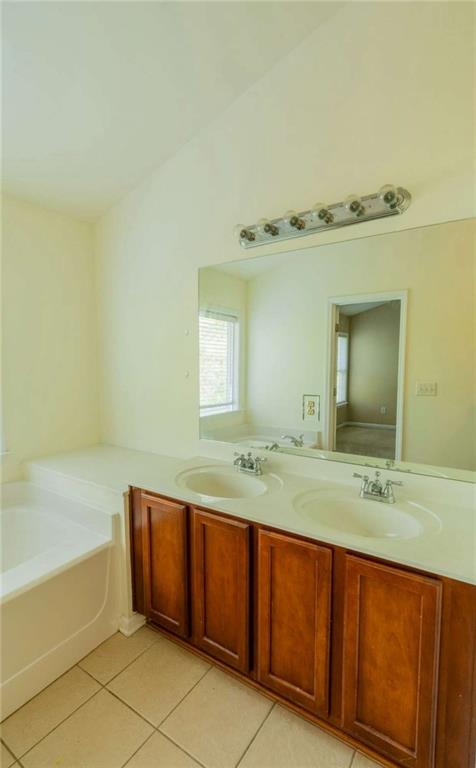 743 Pecan Knoll Drive Unit 5