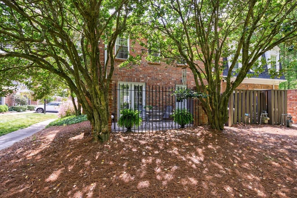 12 Valley Forge Place NW Unit 215