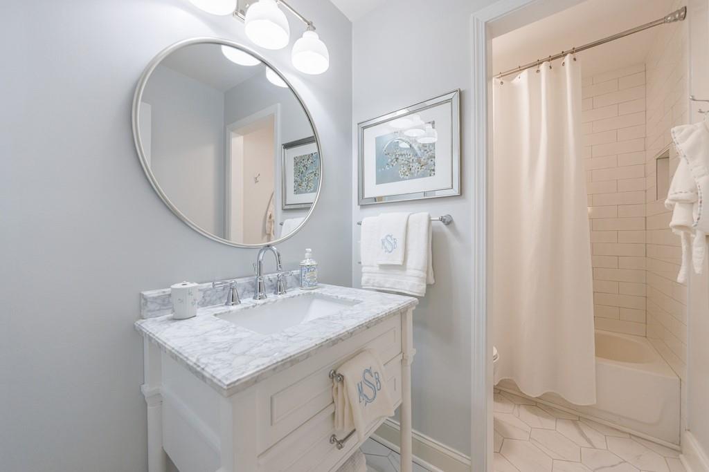 12 Valley Forge Place NW Unit 215