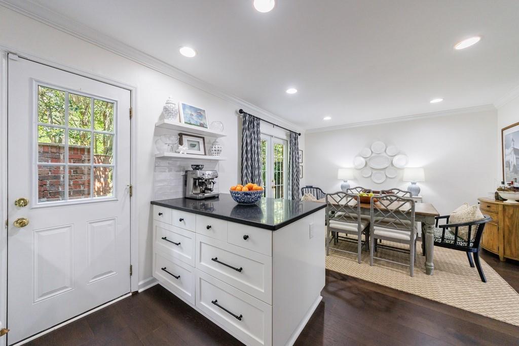 12 Valley Forge Place NW Unit 215