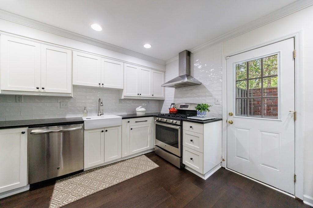 12 Valley Forge Place NW Unit 215