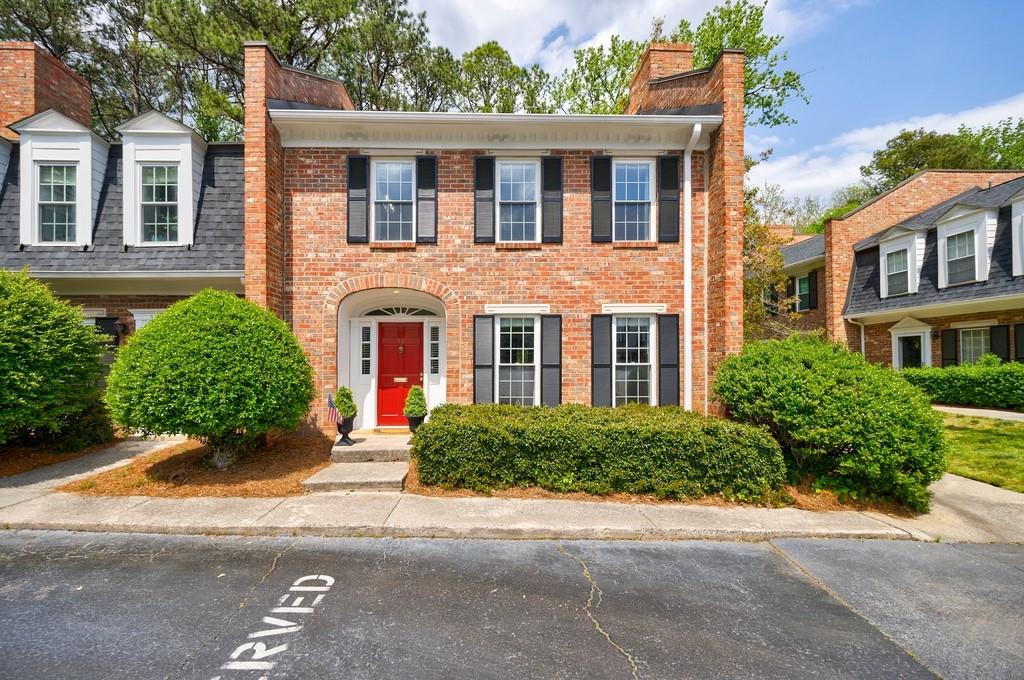 12 Valley Forge Place NW Unit 215
