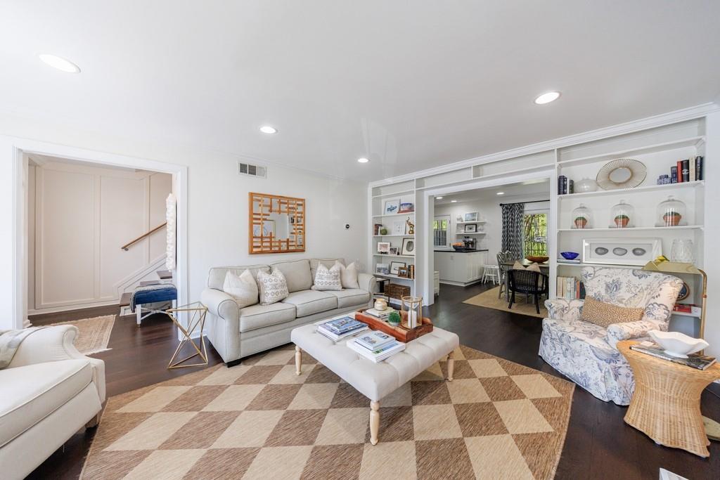 12 Valley Forge Place NW Unit 215
