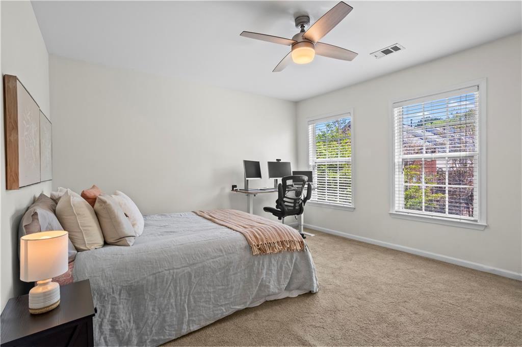 1723 Highlands View SE