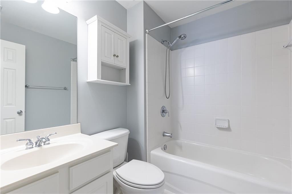 3759 Wescott Cove NE