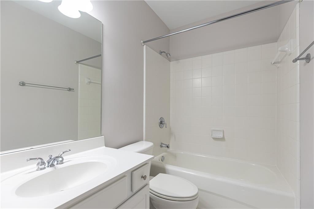 3759 Wescott Cove NE