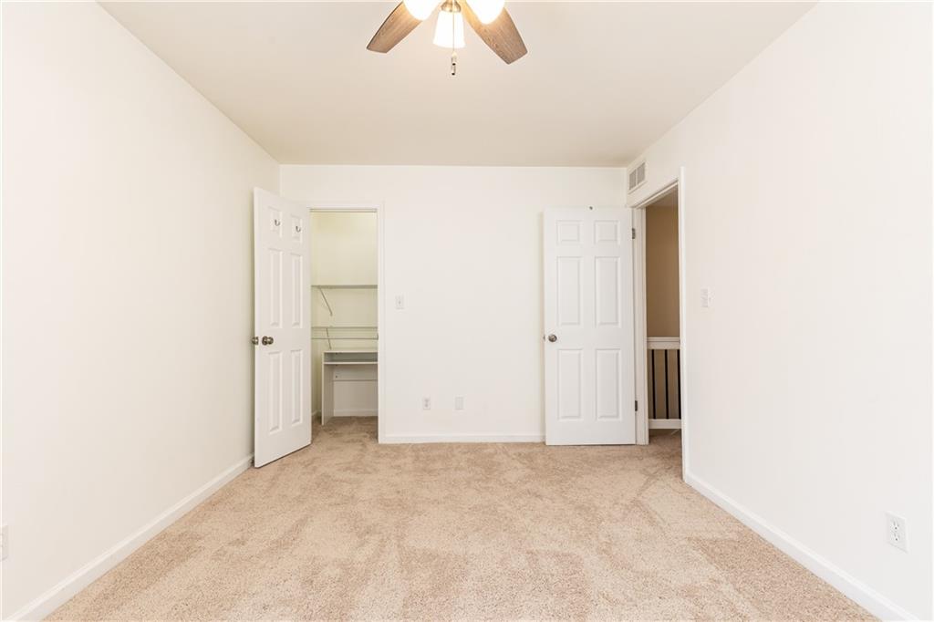 5672 Kingsport Drive Unit 4
