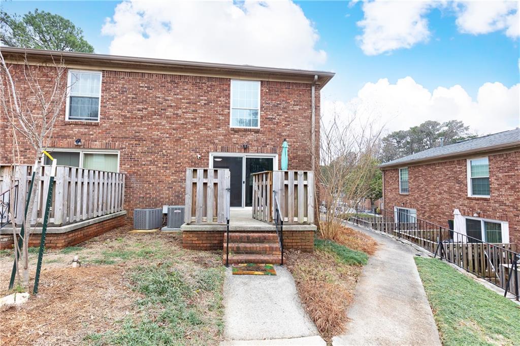 5672 Kingsport Drive Unit 4