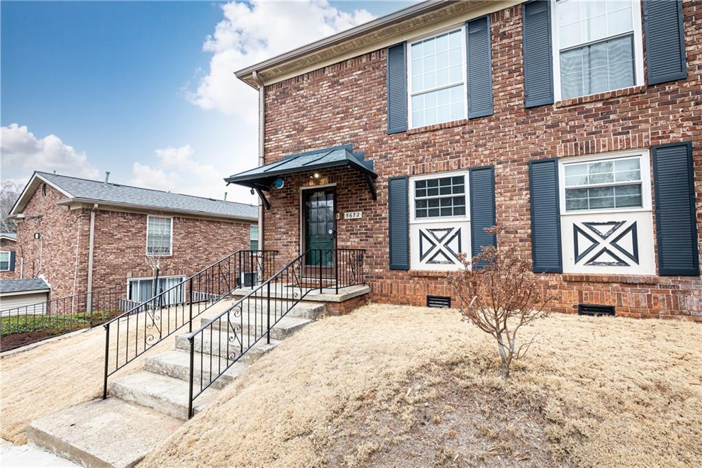 5672 Kingsport Drive Unit 4