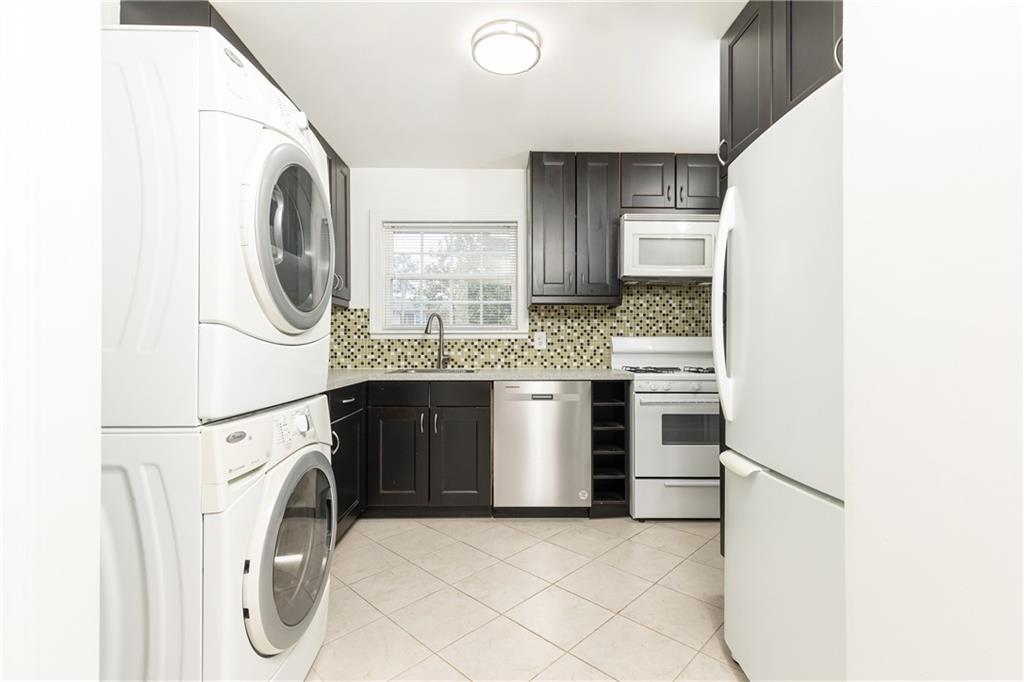5672 Kingsport Drive Unit 4
