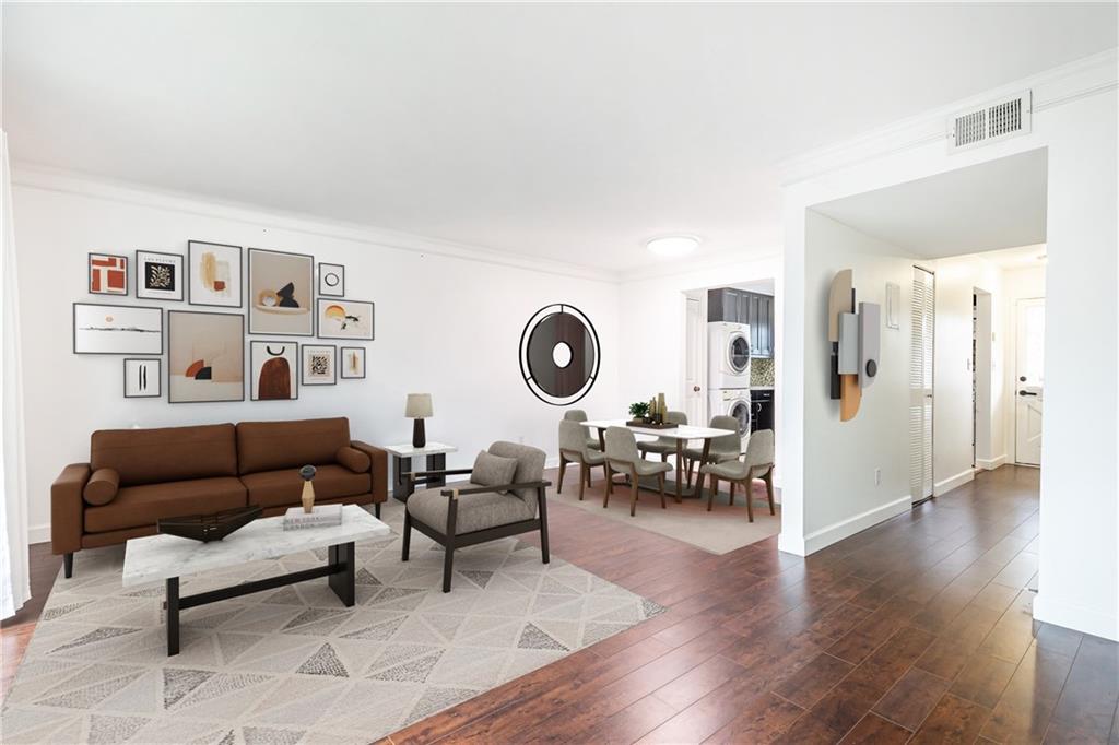 5672 Kingsport Drive Unit 4