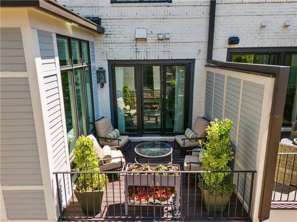 1059 Abington Court