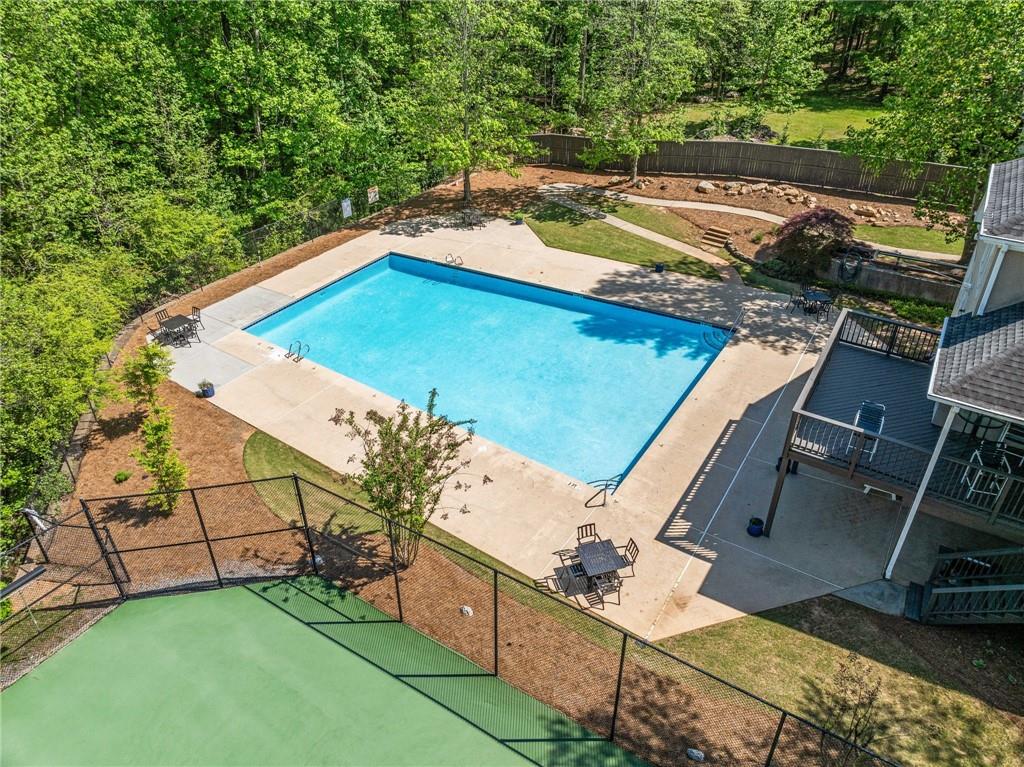 330 Plantation Way