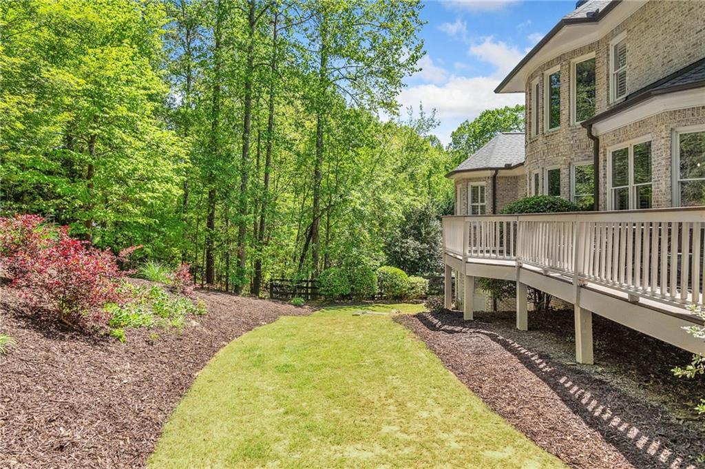 330 Plantation Way