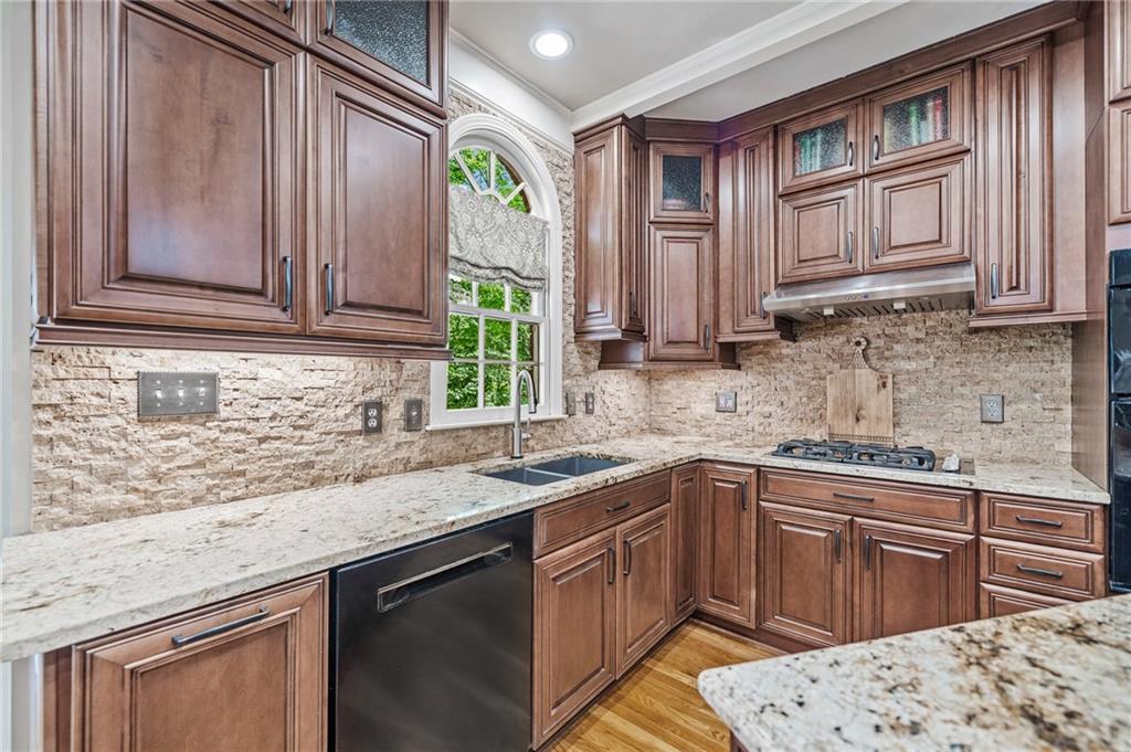 2885 Arborwoods Drive