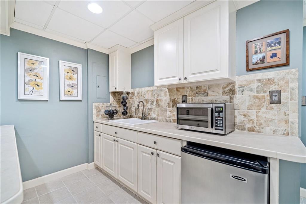 2885 Arborwoods Drive
