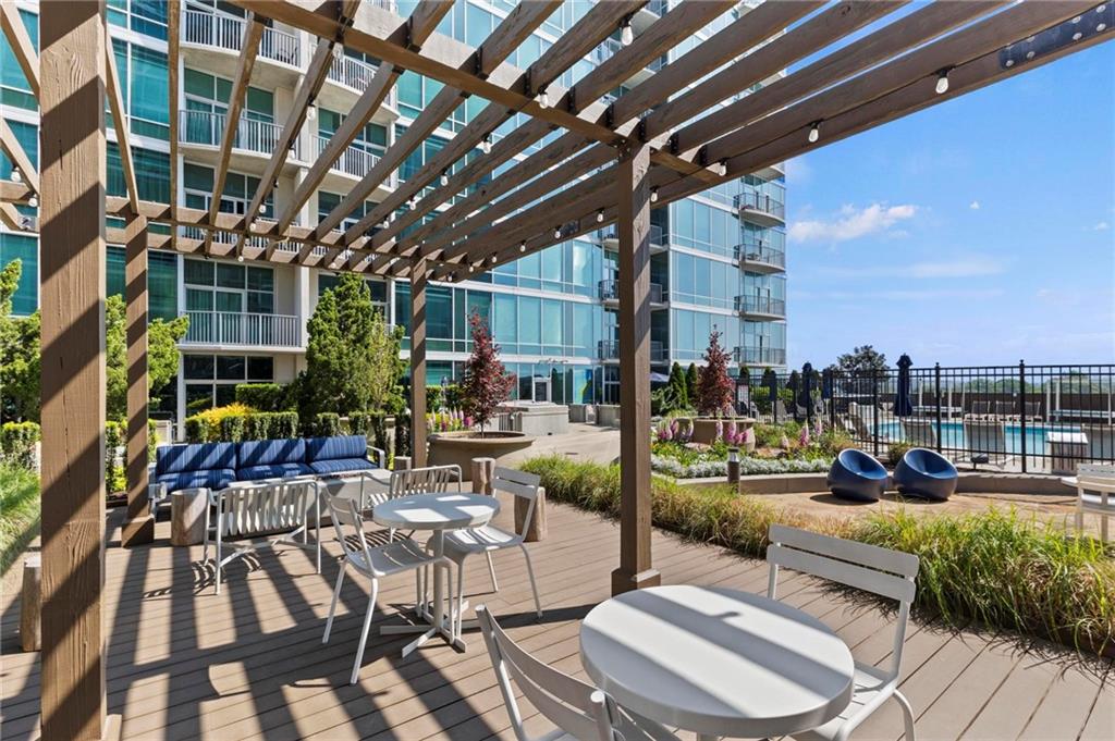 943 Peachtree Street NE Unit 2002