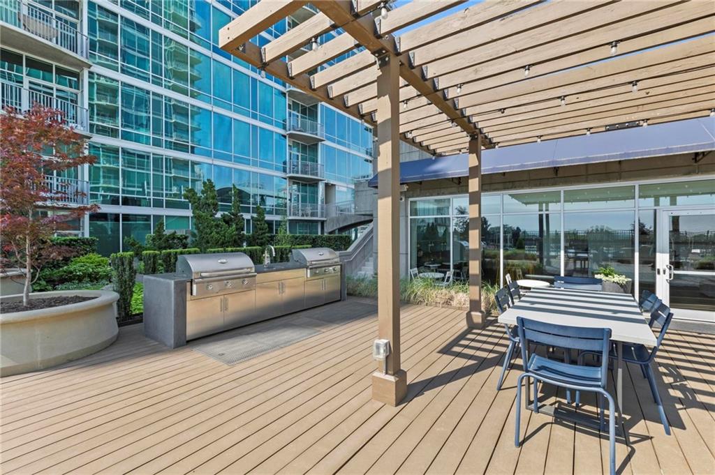 943 Peachtree Street NE Unit 2002