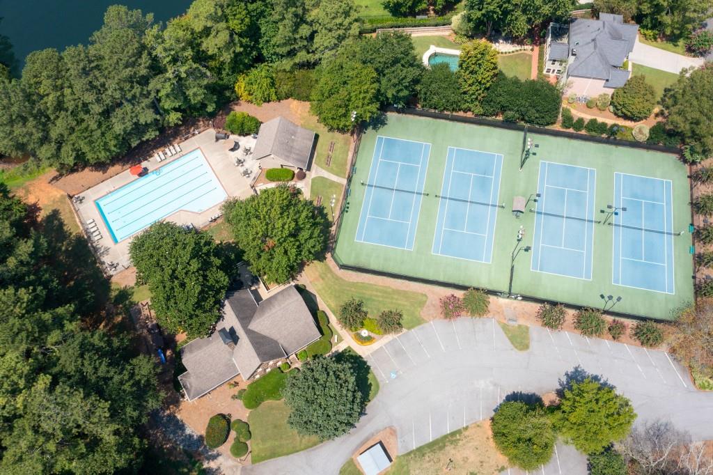 900 Crossfire Ridge NW
