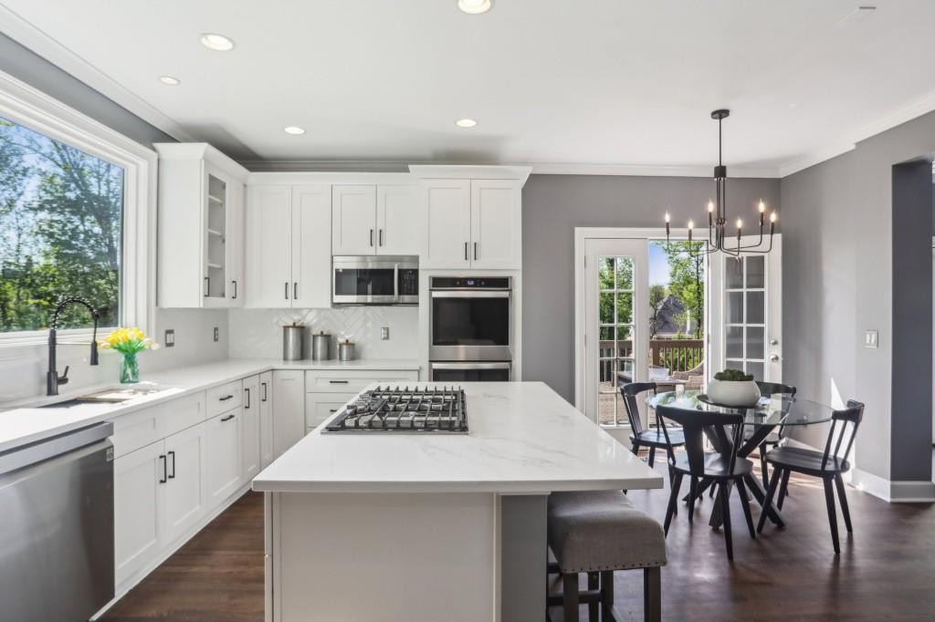 900 Crossfire Ridge NW
