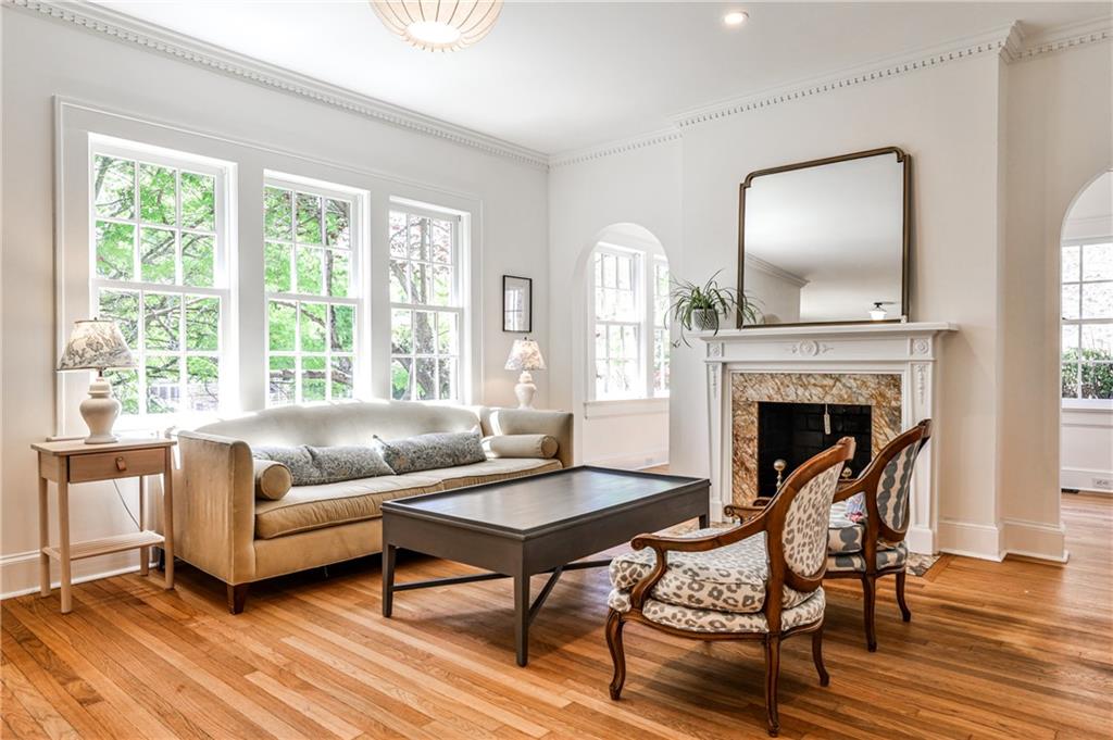 272 Rumson Road NE