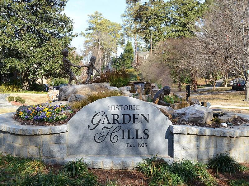 272 Rumson Road NE