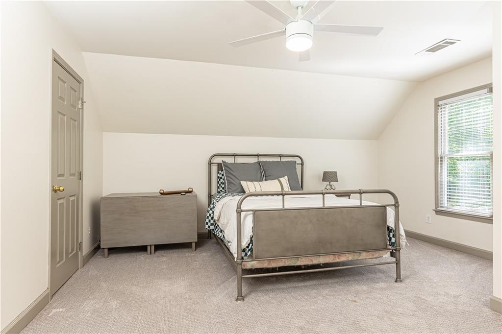 415 Morgan Falls Chase
