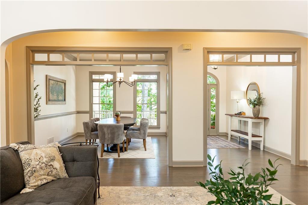 415 Morgan Falls Chase