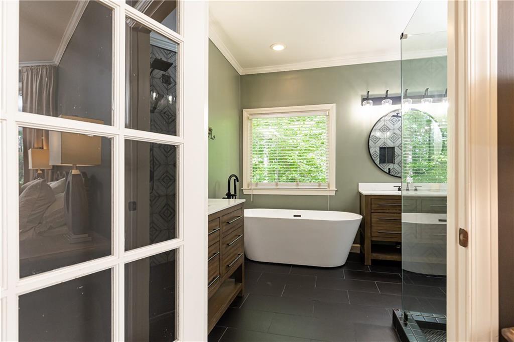 415 Morgan Falls Chase