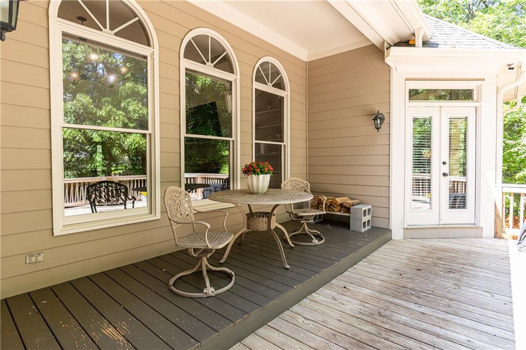 415 Morgan Falls Chase