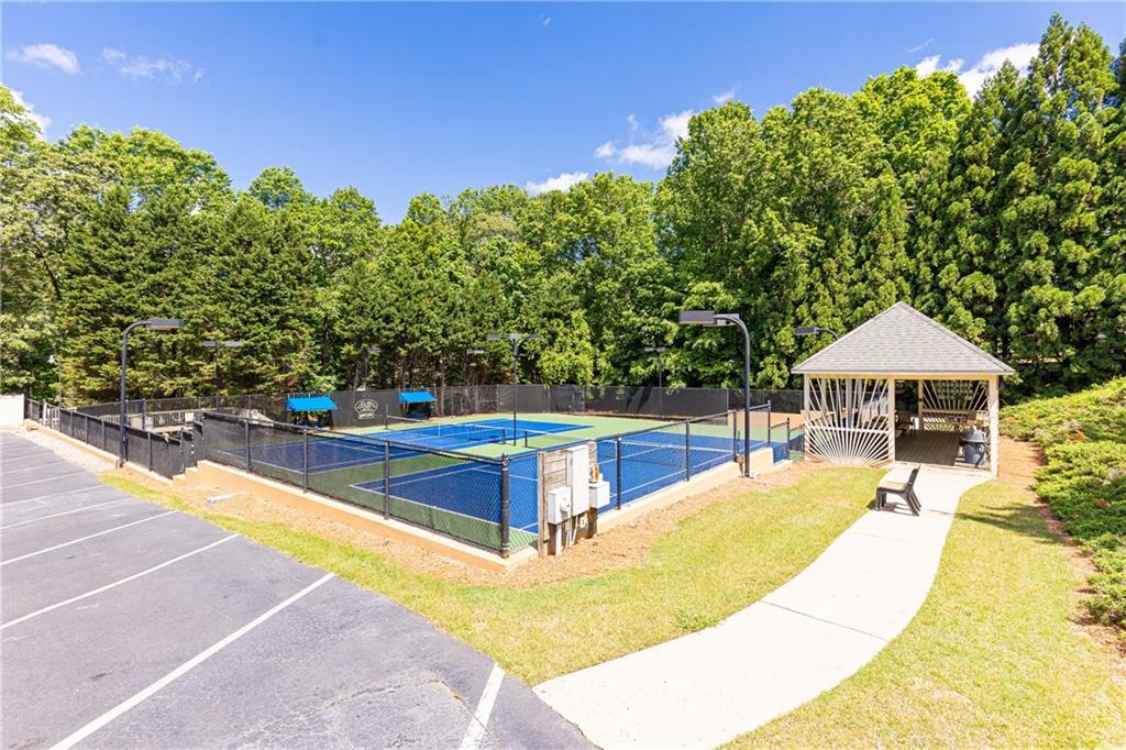 415 Morgan Falls Chase