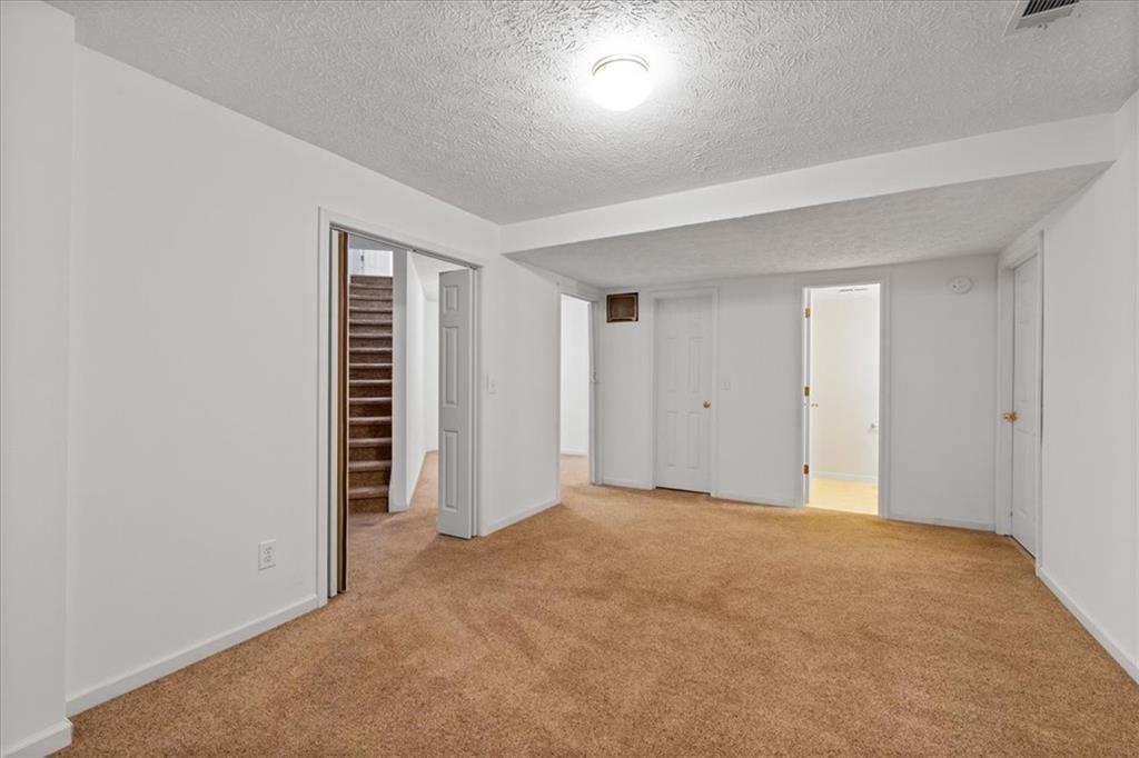 350 Covered Bridge Place SW