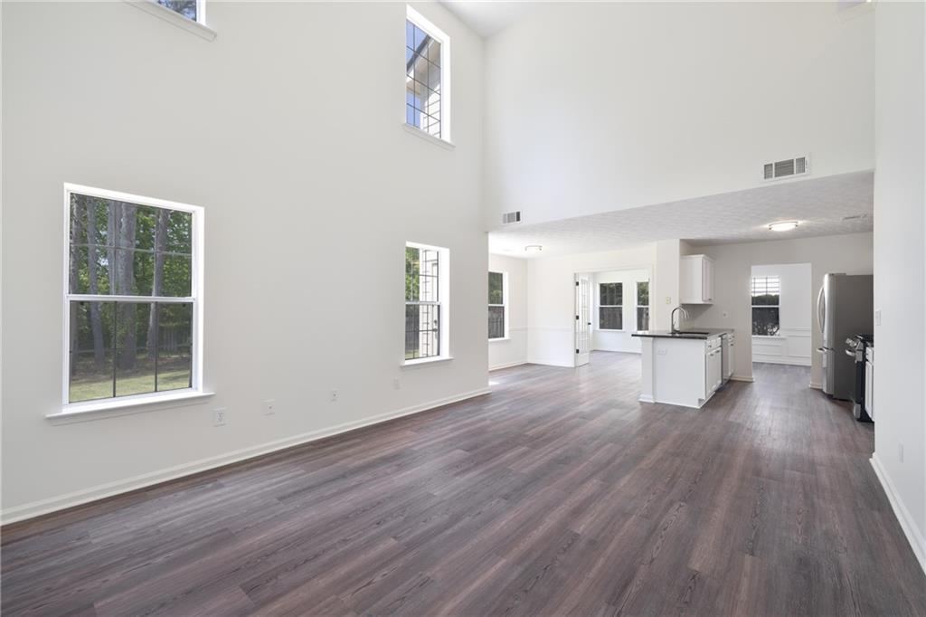 1553 Pinebreeze Drive