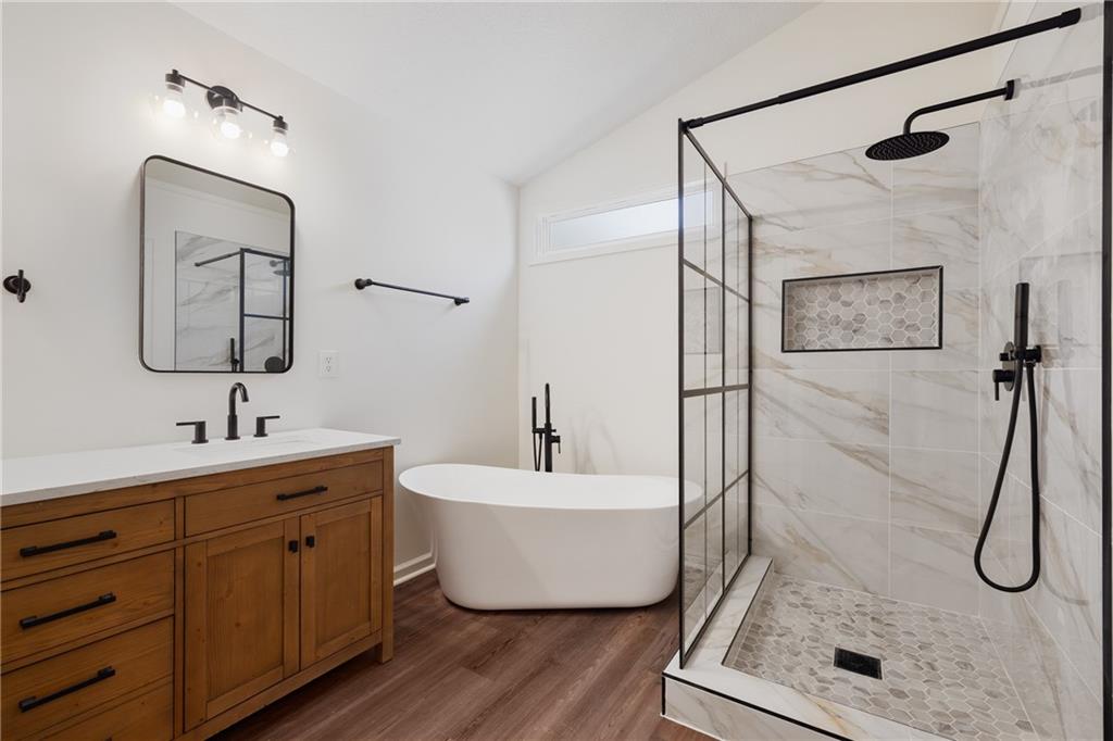 1553 Pinebreeze Drive