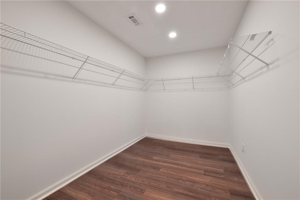 1553 Pinebreeze Drive