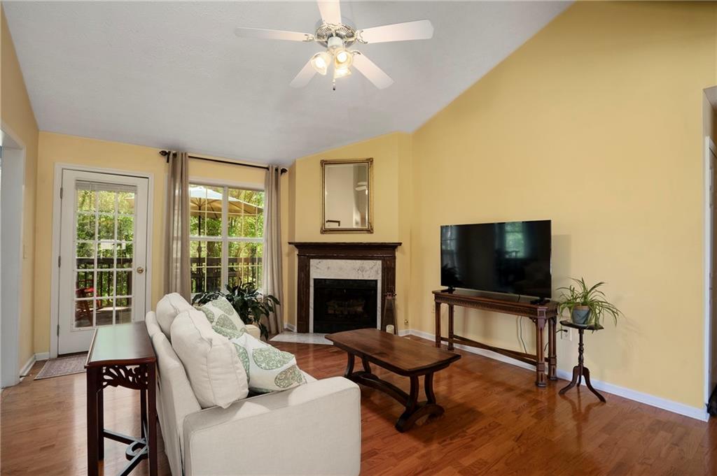 836 Monte Lane