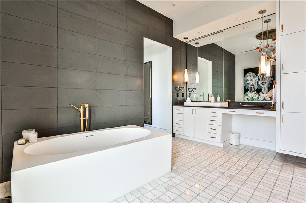 3376 Peachtree Road NE Unit 56