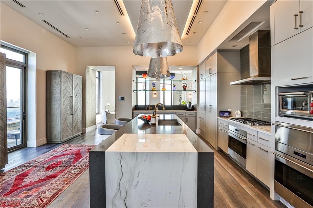 3376 Peachtree Road NE Unit 56