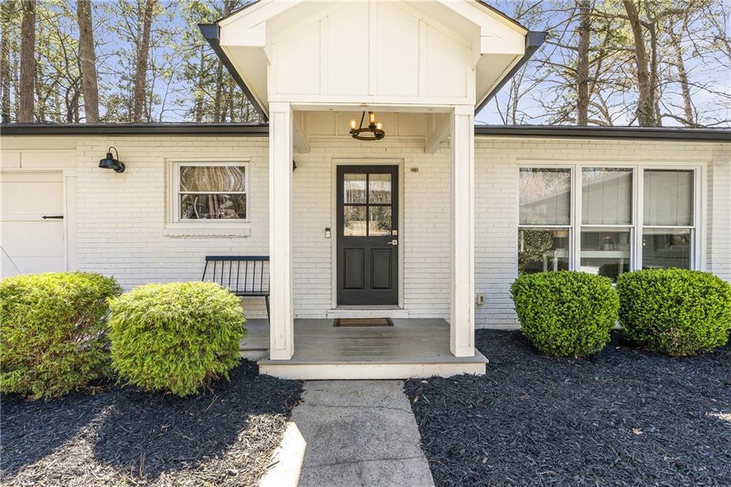 3896 Longview Drive