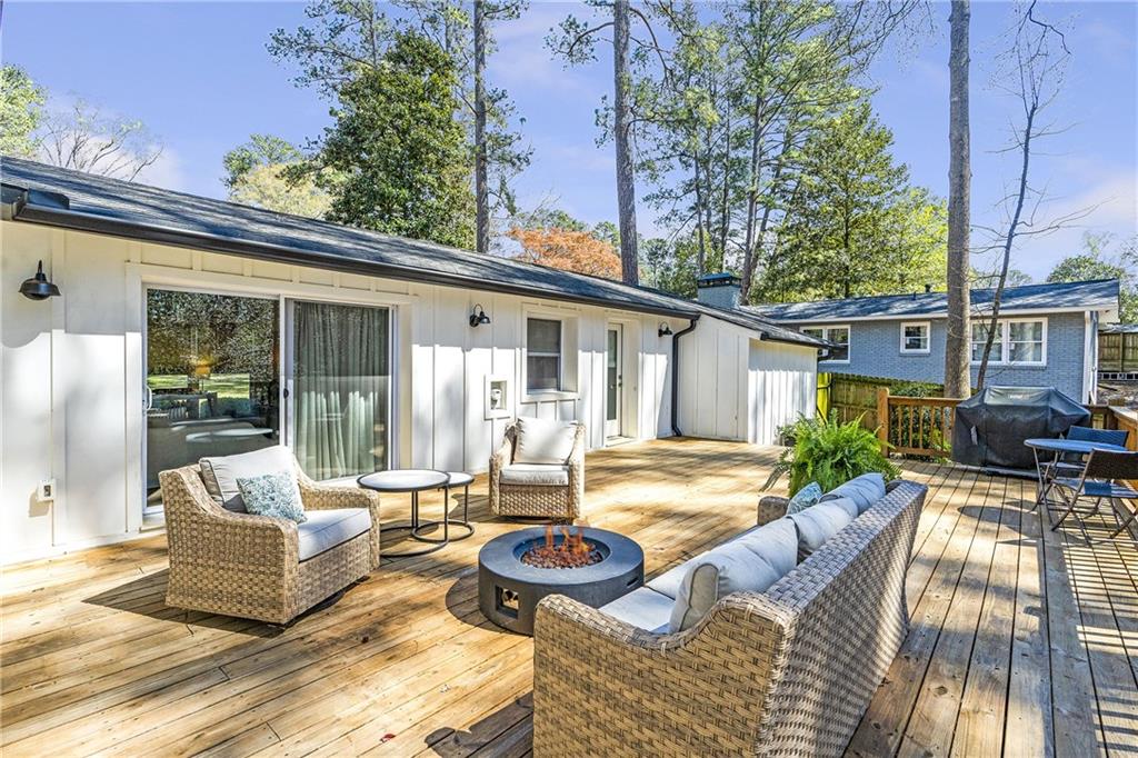 3896 Longview Drive