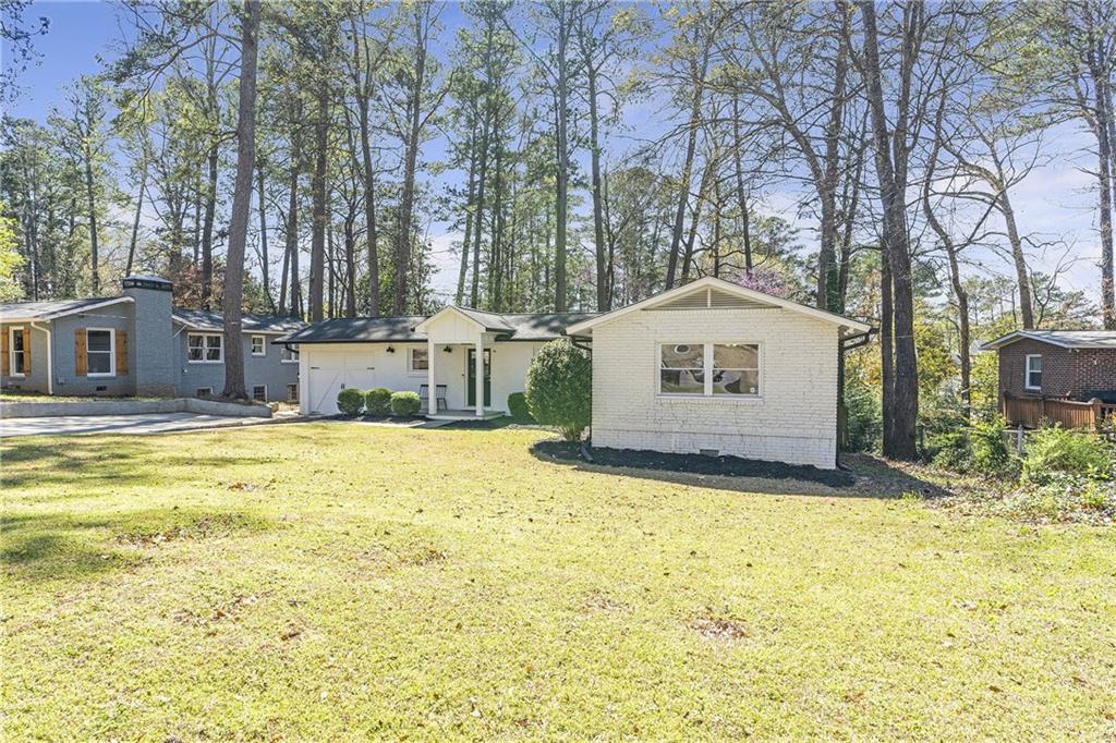 3896 Longview Drive