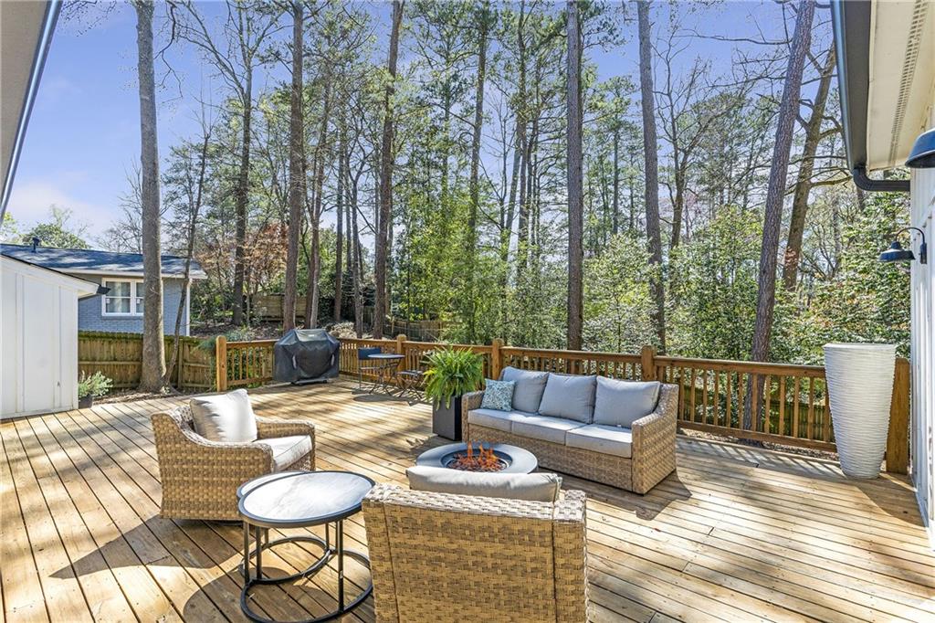 3896 Longview Drive