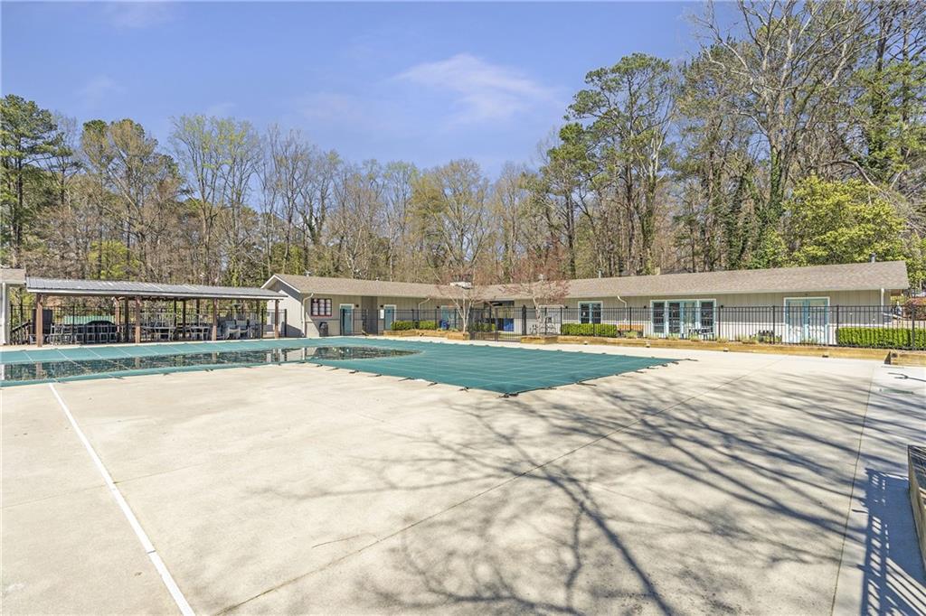 3896 Longview Drive
