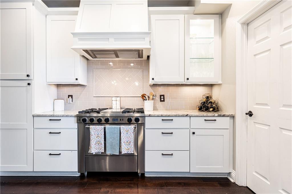11140 Brookhollow Trail