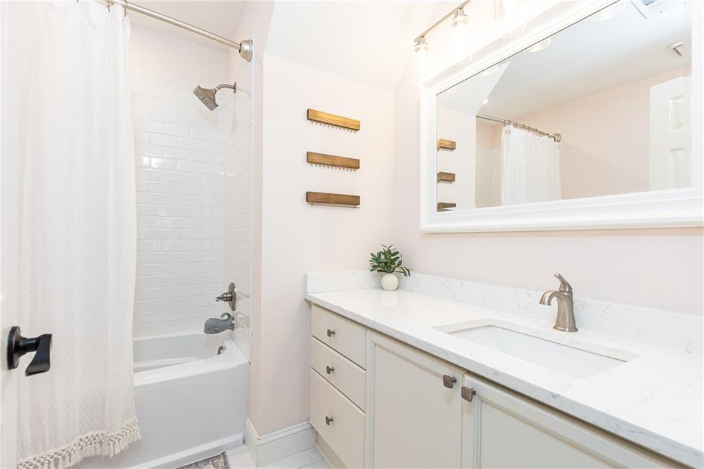 11140 Brookhollow Trail